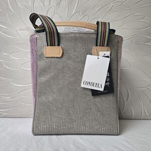 Juanis Chica Tote By CONSUELA